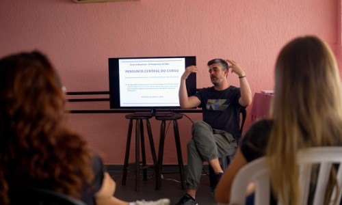 Cinema, território e memória se encontram no Quilombo São José da Serra com exibição de “O Último Domingo”